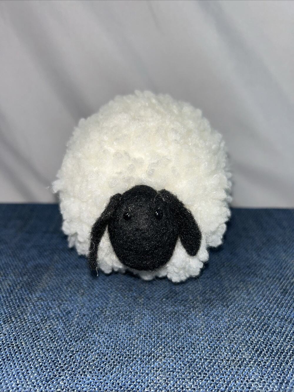 Woolly Black Faced Sheep Decor 7” Lightweight Sherpa